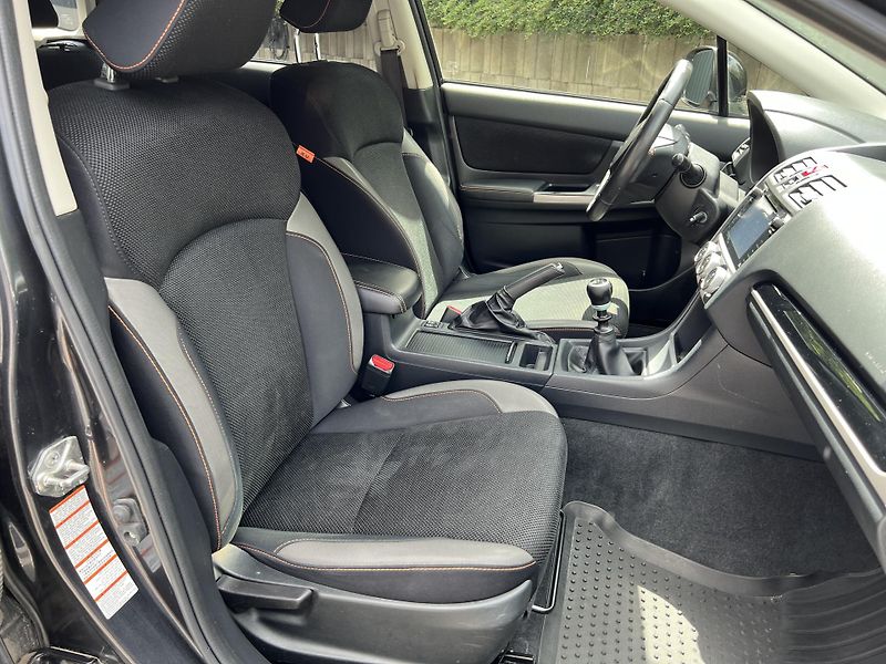 Subaru XV 2.0D 108 kW AWD 1.MAJITEL - fotka 6 z 19