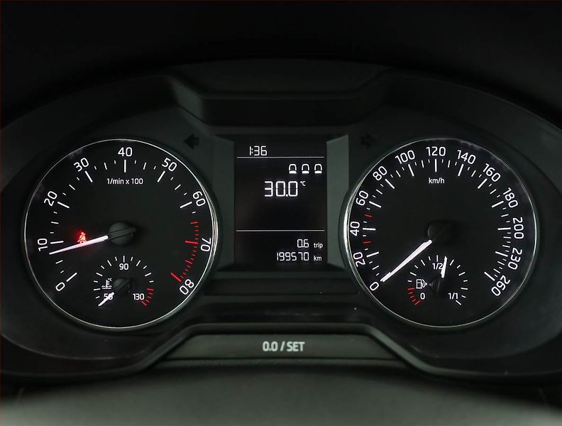Škoda Octavia (2013) 1.2 TSI - fotka 8 z 14
