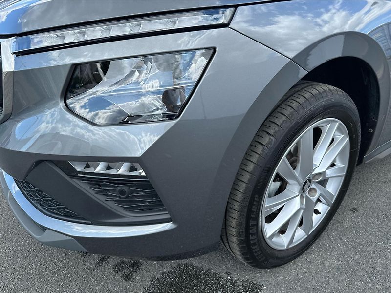 Škoda Kamiq 1,0 TSI / 85 kW Top Selection - fotka 21 z 23