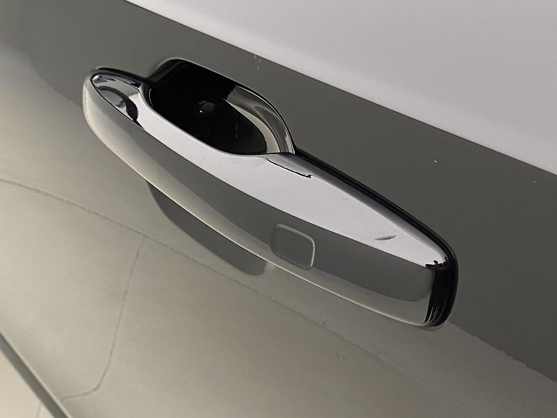 Volvo XC90 T8 RECHARGE BLACK EDITION 7m - fotka 38 z 70