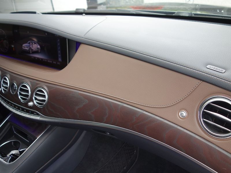 Mercedes-Benz Třídy S (2018) S560L*4M*AMG*EXCLUSIVE*MAX-VÝB - fotka 16 z 50