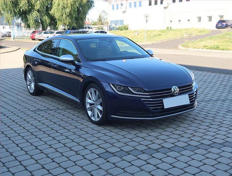 Volkswagen Arteon (2018) Elegance 1.5 TSI - fotka 1 z 17