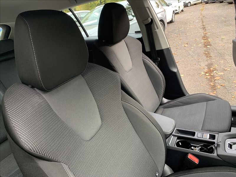 Škoda Octavia 1,5 TSI DSG 1.MAJ.,ČR,SERVISKA - fotka 18 z 21