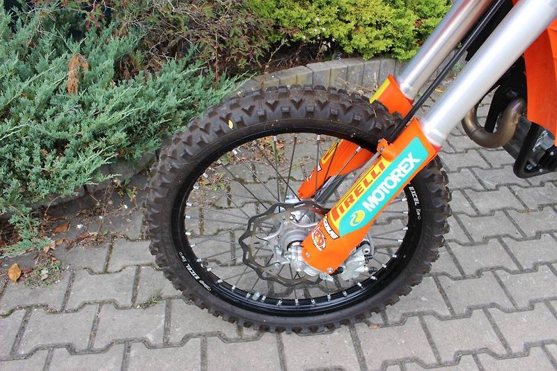 KTM 450 SX-F (2024) 2024  SKLADEM - fotka 9 z 12