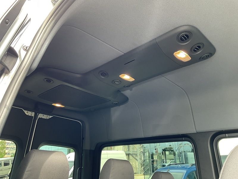 Mercedes-Benz Sprinter 319 CDI Tourer standard - fotka 10 z 13
