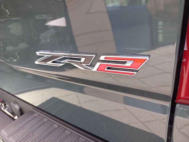 Chevrolet Silverado (2026) ZR2, NOVÝ VŮZ SKLADEM - fotka 5 z 22