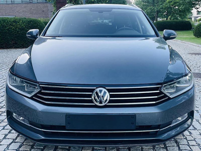 Volkswagen Passat 2.0TDI MANUÁL VÝHŘEV KAMERA - fotka 7 z 47