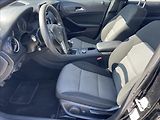 Mercedes-Benz GLA 2,2 CDi 100kw Panorama bez kor - náhled 7