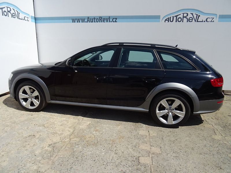 Audi A4 (2012) 2.0TDi,130kW,1maj,s.kni,navi - fotka 6 z 24