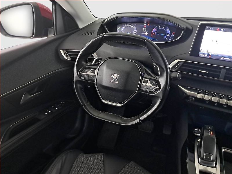 Peugeot 3008 (2018) 1.6 BlueHDi, Automat - fotka 7 z 18