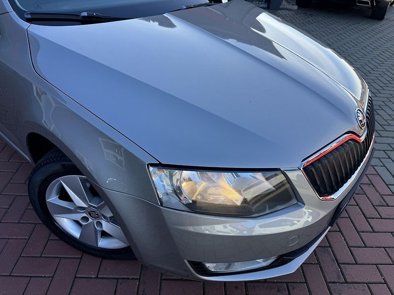 Škoda Octavia (2013) 2.0TDi  Klima Tempomat BT - fotka 35 z 45
