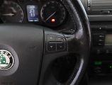 Škoda Octavia (2005) 2.0 TDI, Tempomat - náhled 17