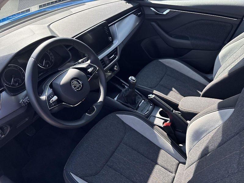 Škoda Kamiq (2023) 1.0 TSI Style - fotka 7 z 28