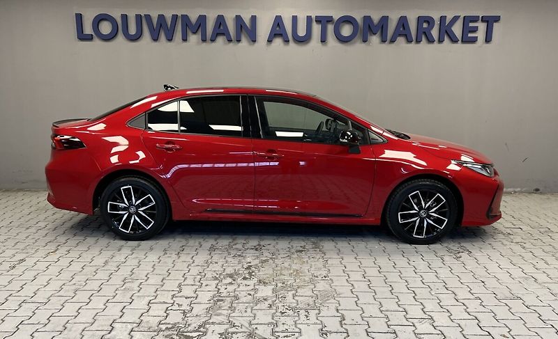 Toyota Corolla Hybrid AT GR Sport - fotka 16 z 17