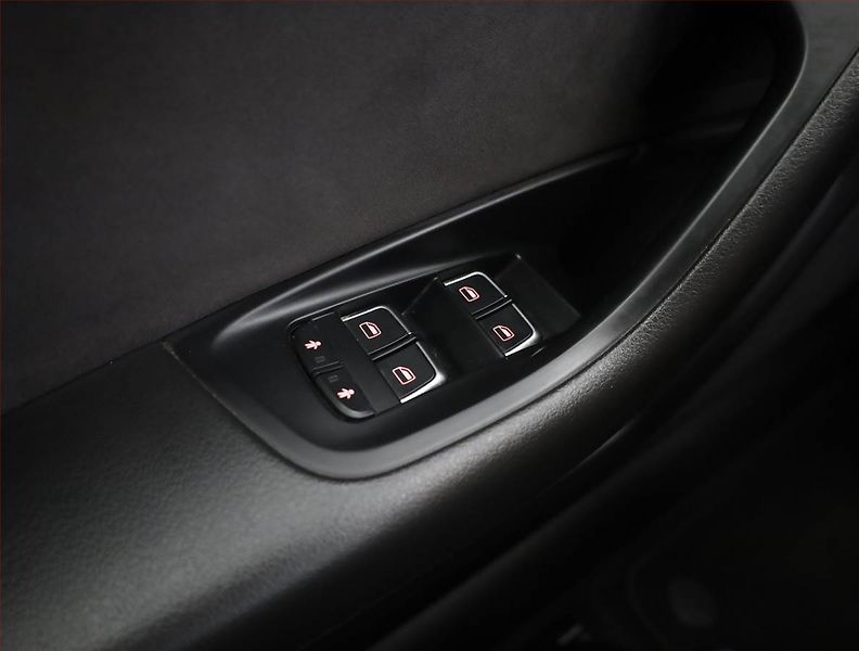 Audi A6 (2016) 3.0 TDI, 4X4, Automat - fotka 17 z 19