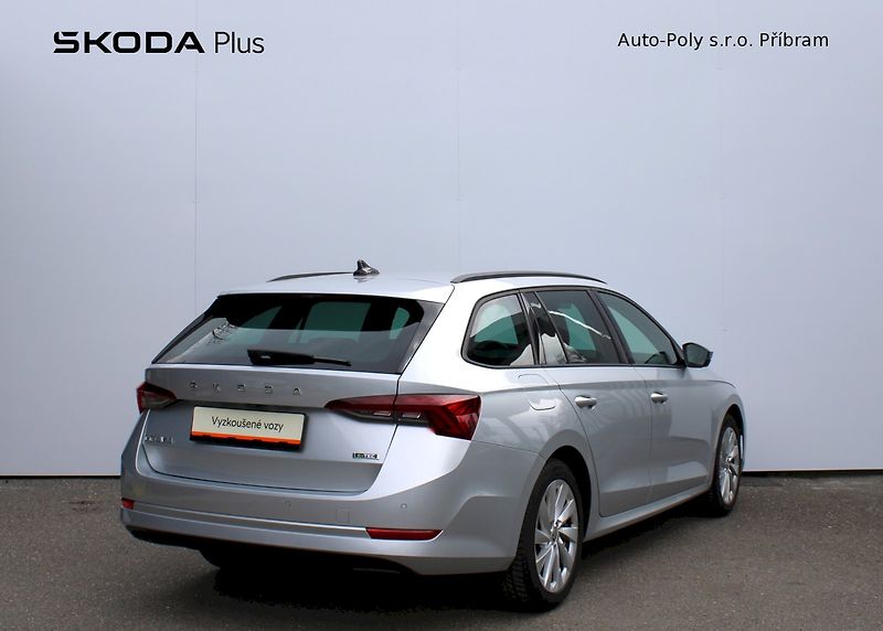 Škoda Octavia (2024) Fresh 1.5TSI / 110kW 7°DSG - fotka 2 z 23