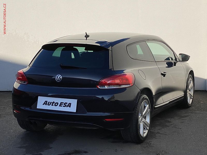Volkswagen Scirocco (2012) 1.4 TSi, Match, bixen, +kola - fotka 4 z 19