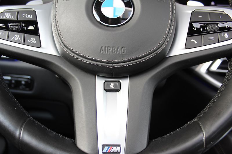 BMW X6 xDrive40d, 250kW - fotka 15 z 28