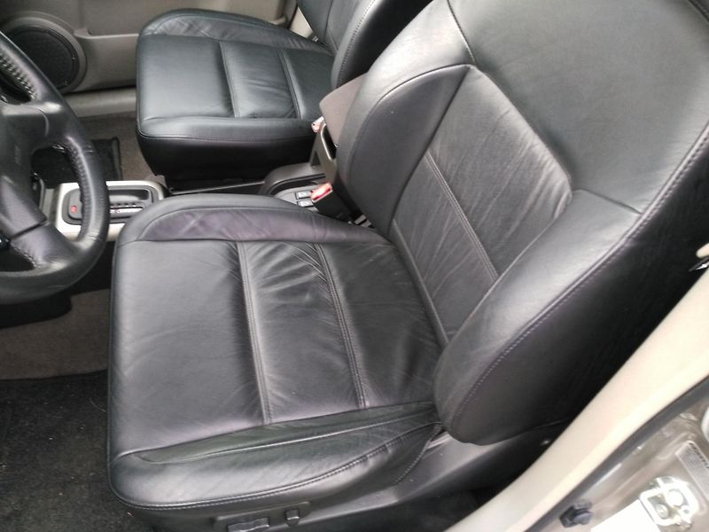 Nissan X-Trail 2,5i AWD /121 kW/ Automat - fotka 14 z 37