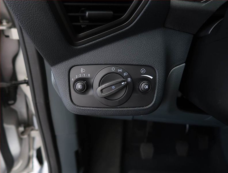 Ford C-MAX (2012) 1.6 16V, Park. senzory - fotka 20 z 20