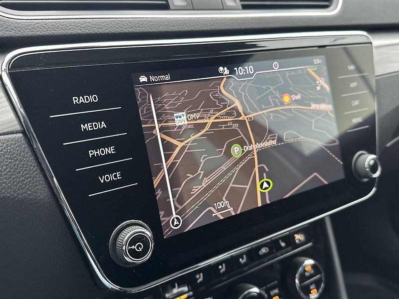 Škoda Superb (2023) Combi 2.0 TDI DSG Style + - fotka 11 z 28