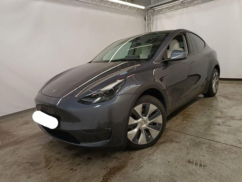 Tesla Model Y (2022) AWD Long Range    PŘIPRAVUJEME - fotka 2 z 9