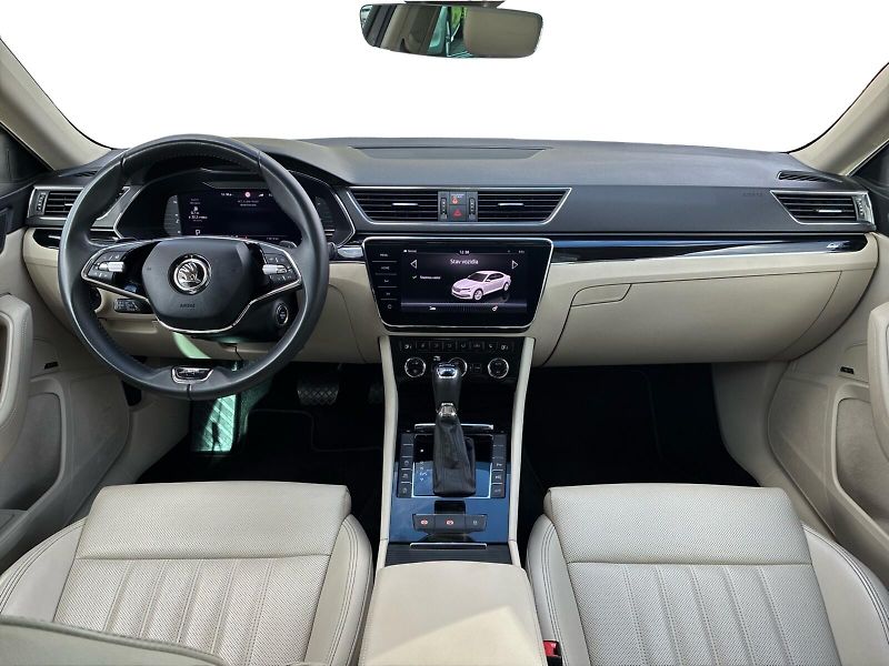 Škoda Superb L&K 2.0 TDI 147kW DSG 4x4 - fotka 10 z 28
