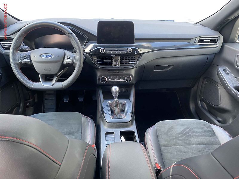 Ford Kuga (2023) 1.5 EB, 1.maj,ČR, ST-Line - fotka 8 z 16