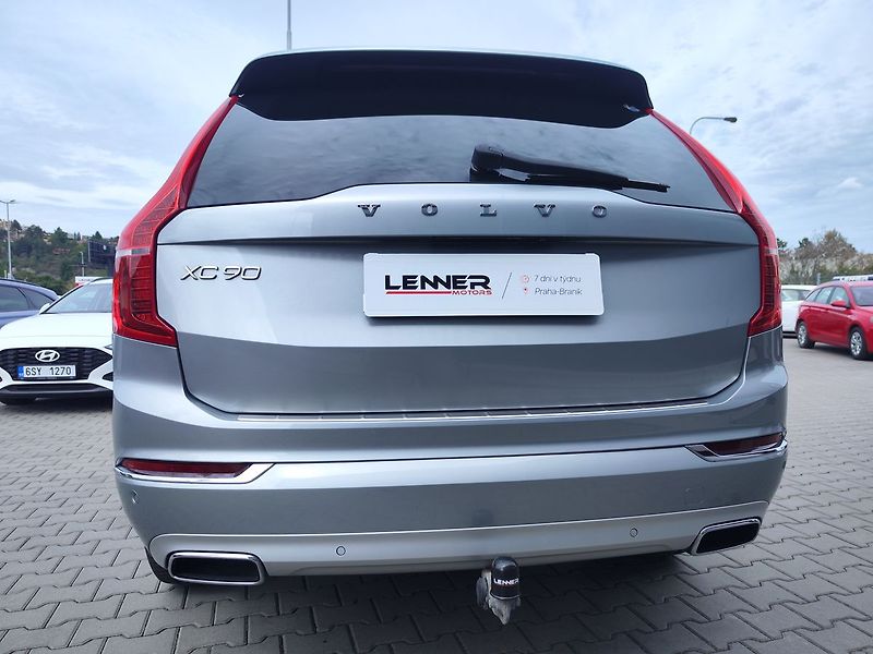 Volvo XC90 D5 2.0/173kW Inscription AT 4x - fotka 12 z 47