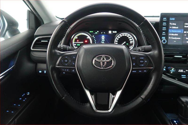 Toyota Camry (2022) Prestige 2.5 Hybrid - fotka 16 z 21