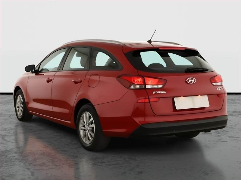 Hyundai i30 (2018) 1.4 T-GDI, ČR,1.maj - fotka 4 z 13