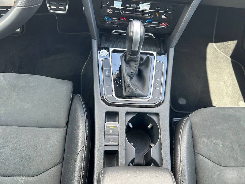 Volkswagen Arteon Elegance 7DSG 2,0TDI - fotka 10 z 26