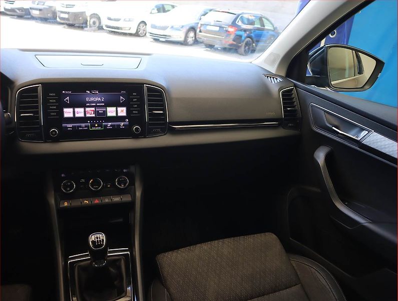 Škoda Karoq (2023) 2.0 TDI - fotka 8 z 23