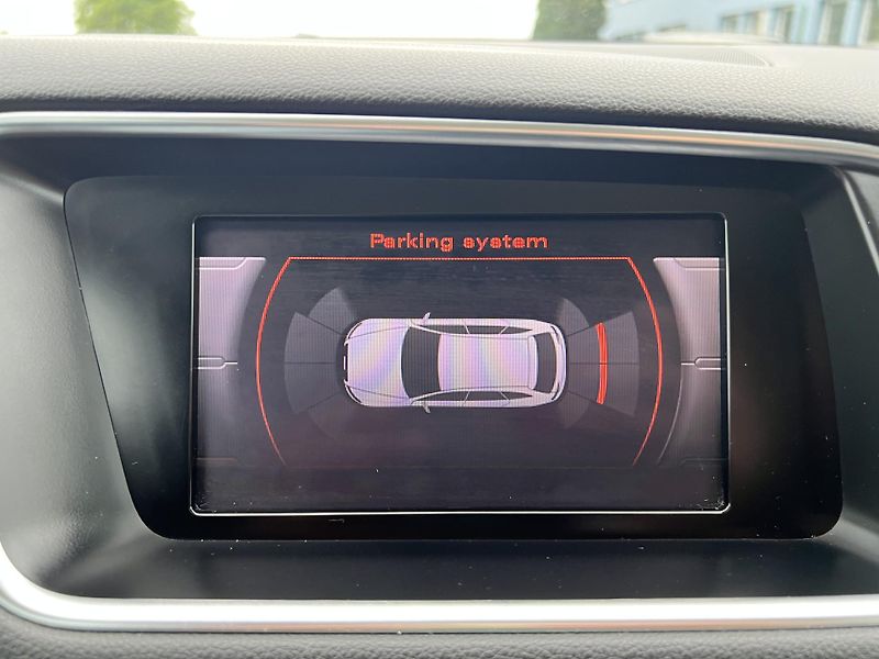 Audi Q5 2.0TFSi 155KW QUATTRO AUTOMAT - fotka 16 z 41