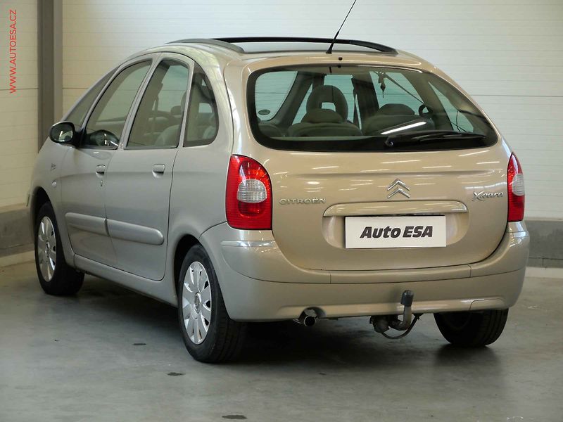 Citroën Xsara Picasso (2005) 1.8i, 1.maj, AC, panor - fotka 6 z 20