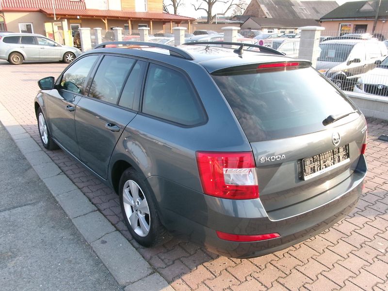 Škoda Octavia (2014) 1,2TSI NAVI DSG AC BT VÝHŘEV - fotka 6 z 34