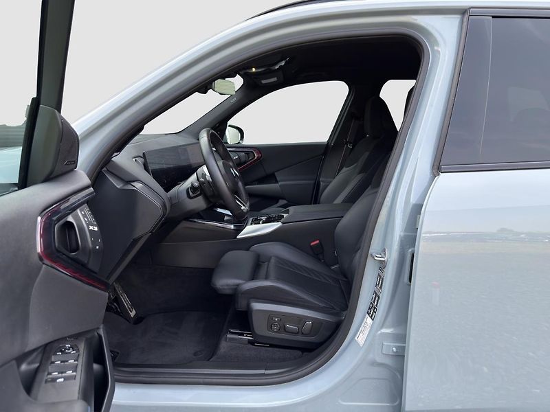 BMW X3 xDrive20d - fotka 2 z 23