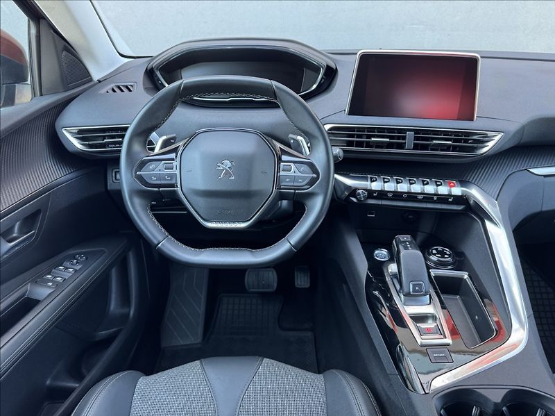 Peugeot 3008 1,2 i ALLURE DPH 1.maj původČR - fotka 24 z 50