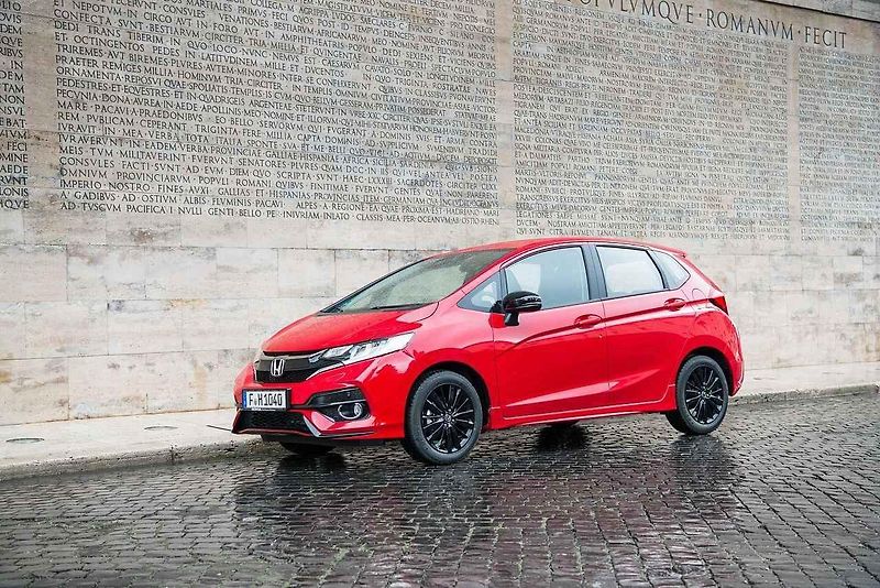 Honda Jazz.