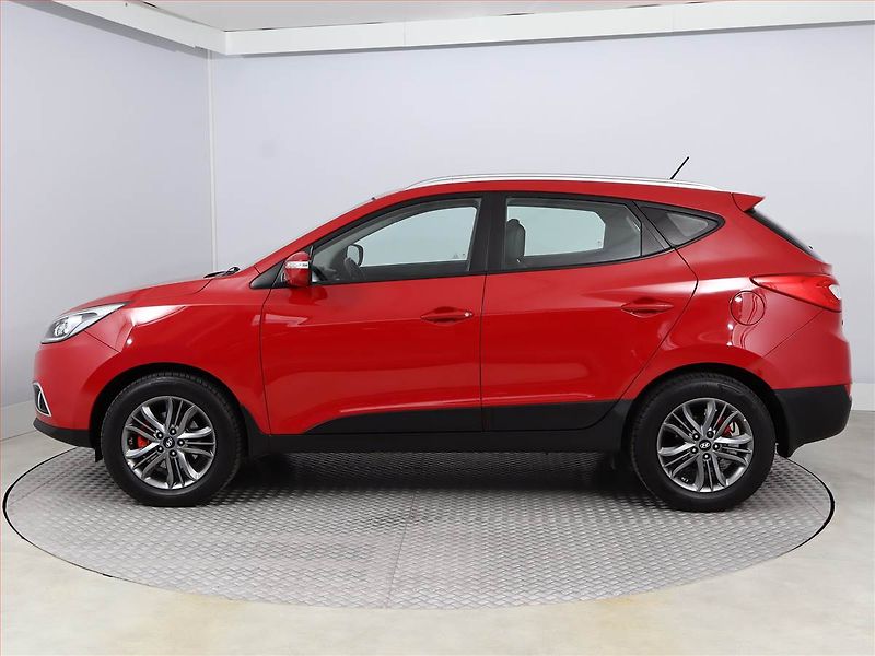 Hyundai ix35 (2014) 1.7 CRDi, Kůže, Tempomat - fotka 3 z 16