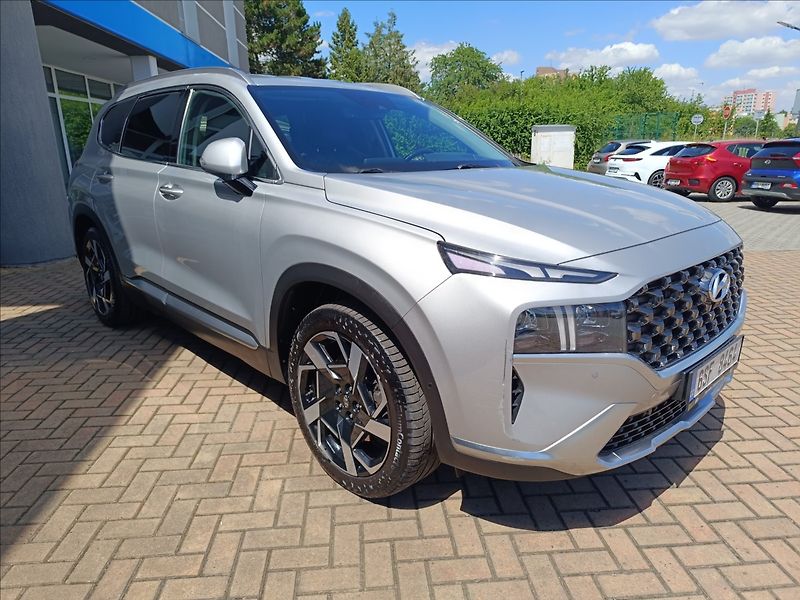 Hyundai Santa Fe 2,2 CRDi, DCT, 4x4 Premium - fotka 4 z 25