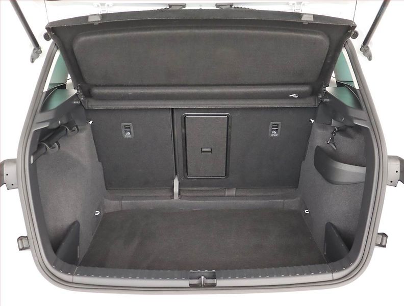 Škoda Karoq (2023) Style 2.0 TDI - fotka 14 z 24