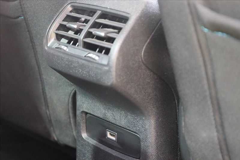 Citroën C4 1,2 1. Majitel, ČR, DPH - fotka 37 z 50