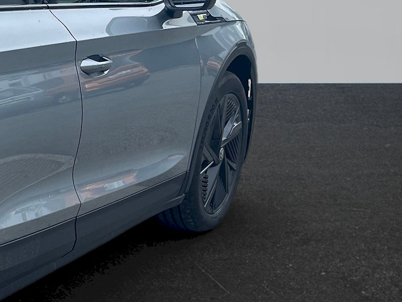 Škoda Elroq (2026) 84 KWH RS 250 KW 4X4 - fotka 9 z 34