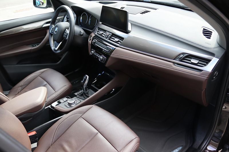 BMW X1 XDRIVE 25i F48 170kW - fotka 47 z 50