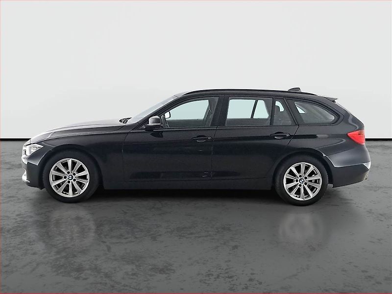 BMW Řada 3 (2013) 318 d, Xenony, Tempomat - fotka 3 z 20