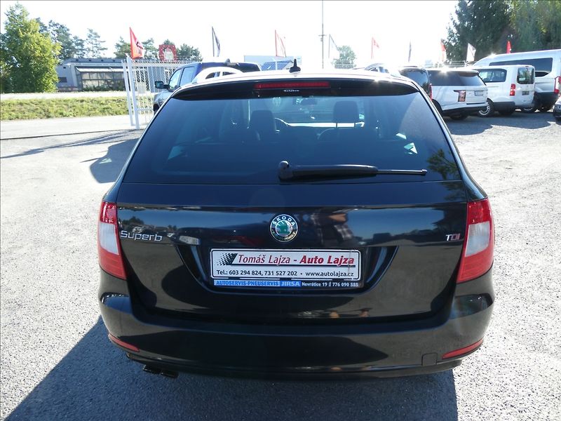 Škoda Superb 2,0 TDi 125kW ELEGANCE,závěs - fotka 7 z 47