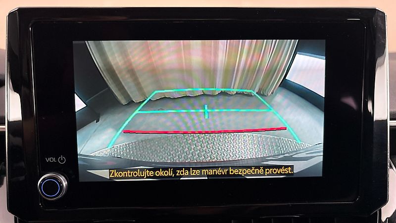 Toyota Corolla 1.8 Hybrid AUT Comfort Touring - fotka 12 z 27