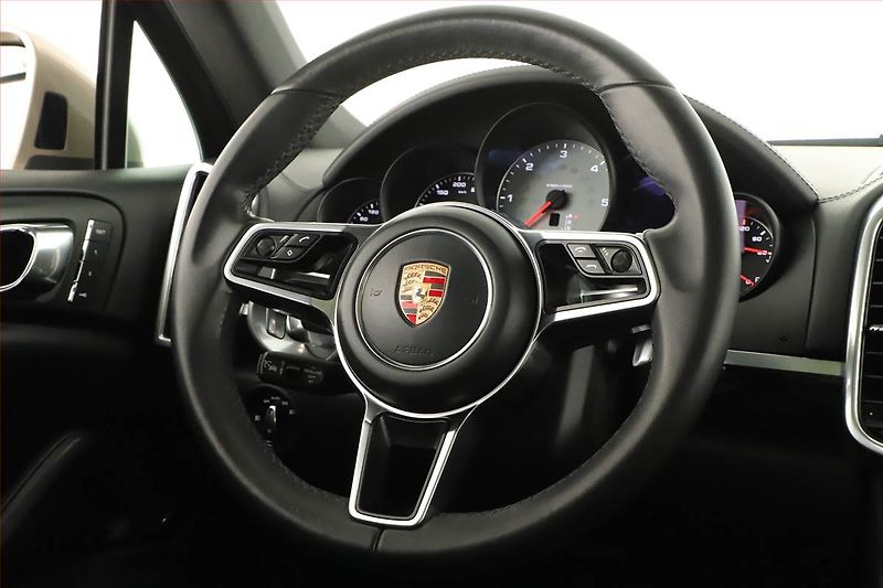 Porsche Cayenne (2015) S Diesel - fotka 8 z 20