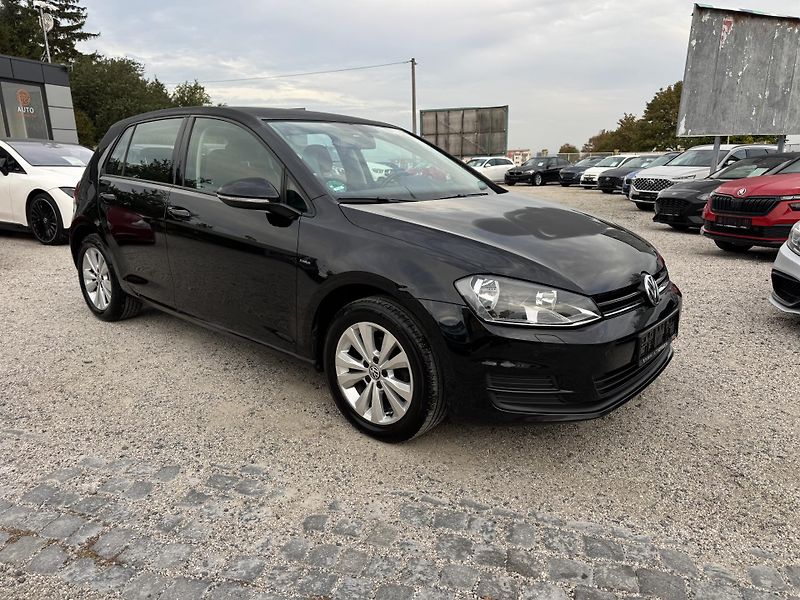 Volkswagen Golf (2015) 1.2 TSi 81KW 1.Majitel  - fotka 3 z 35